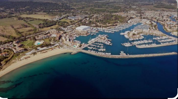 Apartmán Petit Cocon Magnifique Vue Sur Marina Dans Le Golfe De Saint Tropez Cogolin Exteriér fotografie